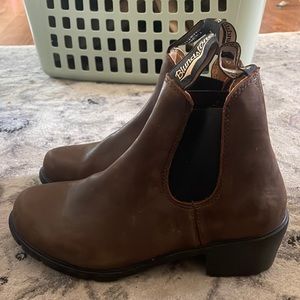 Brand New Blundstone Boots